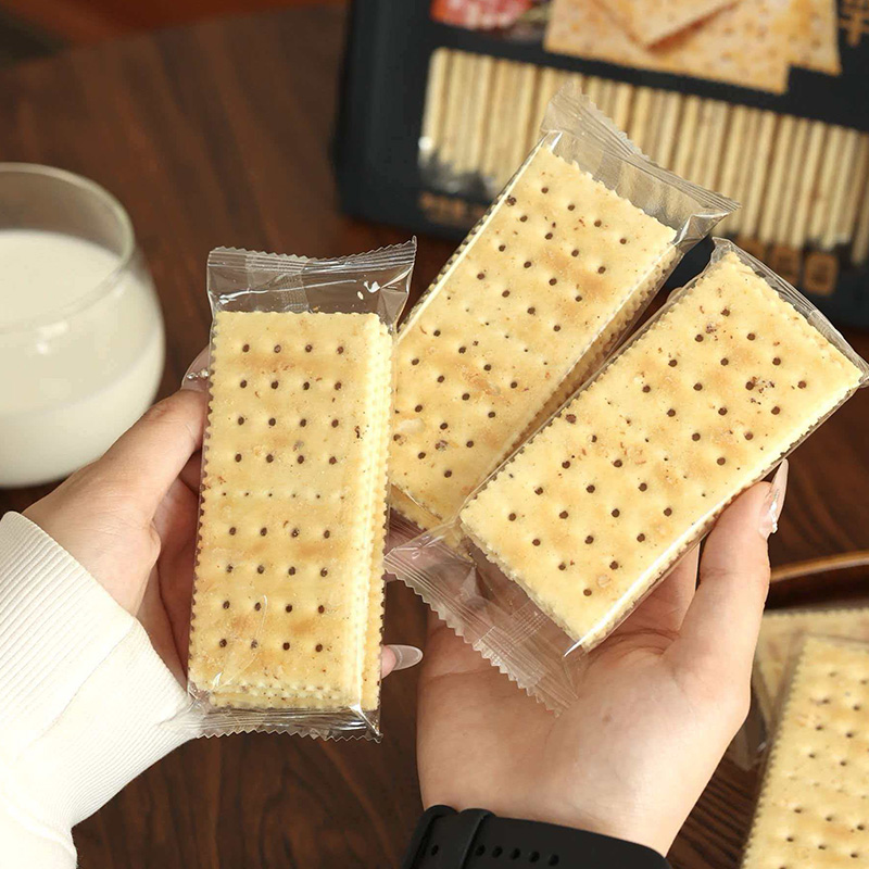 Soda krekeri sa šunkom od crnog tartufa